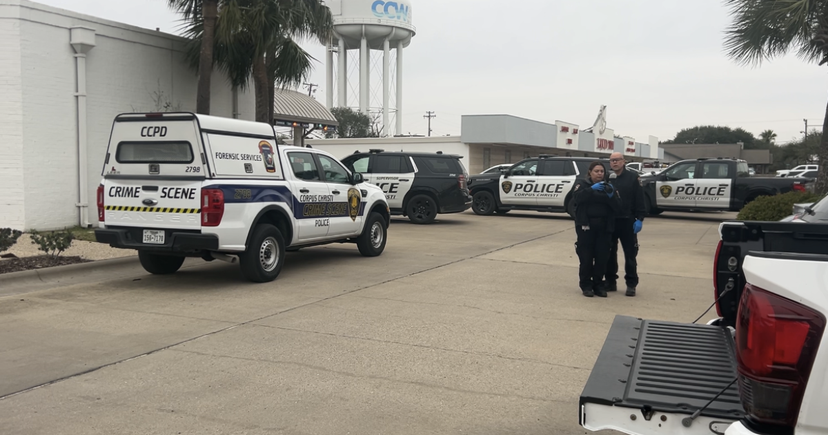 Corpus Christi Police investigate bank robbery on South Alameda