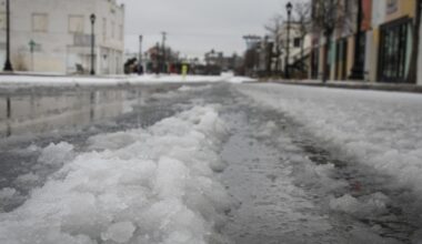 Schools closed Monday as Winter Storm Fern brings ice, snow to North Texas
