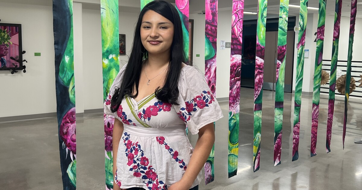 El Paso muralist showcases "Unexpected Pedestrians" in cultural center exhibit