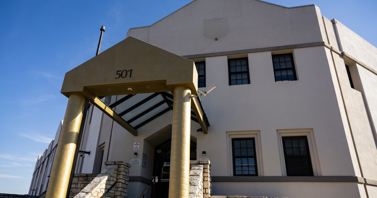 Austin freeze highlights food issues at city women's shelter