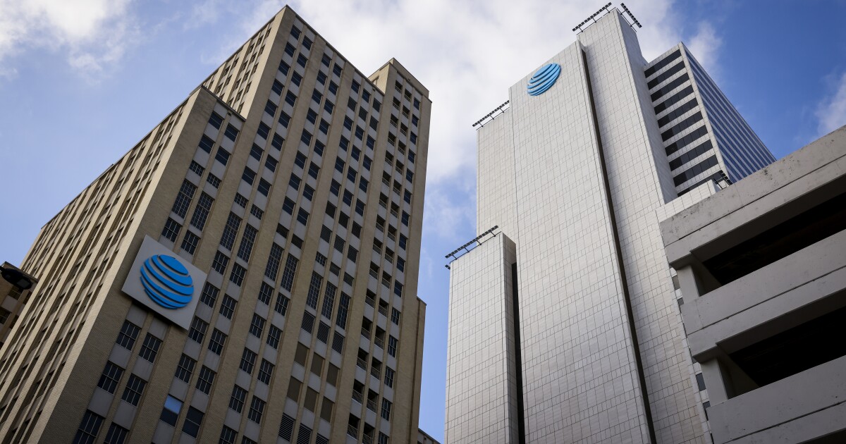 Plano business leader celebrates news of AT&T’s move from Dallas