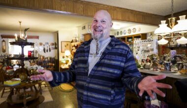 Cat house 'purrrge' brings North Texas residents to Arlington estate sale. Round 2 is coming soon