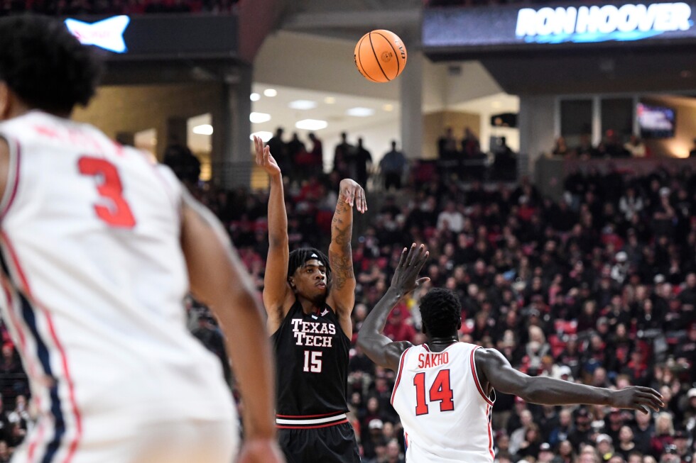 Toppin and No. 12 Texas Tech end No. 6 Houston's 11-game winning streak