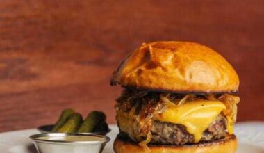 Austin food news: Vince Young Steakhouse closing