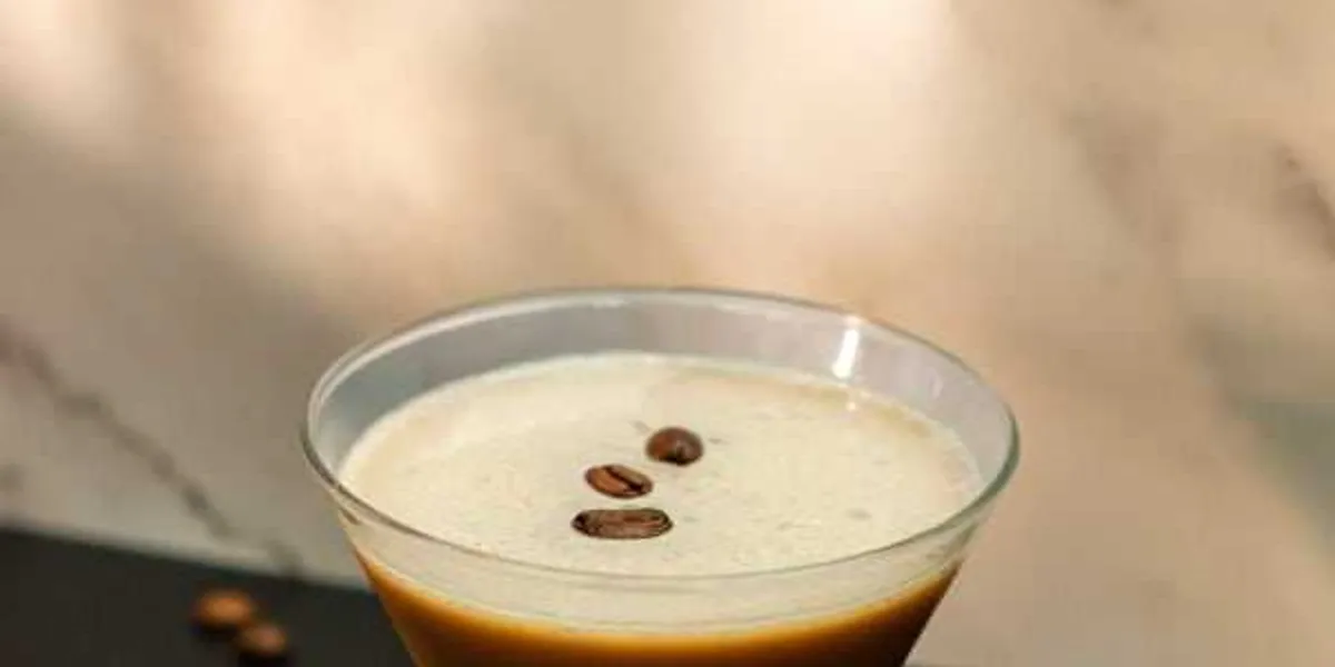 New coffee & cocktail lounge opens and more Fort Worth news