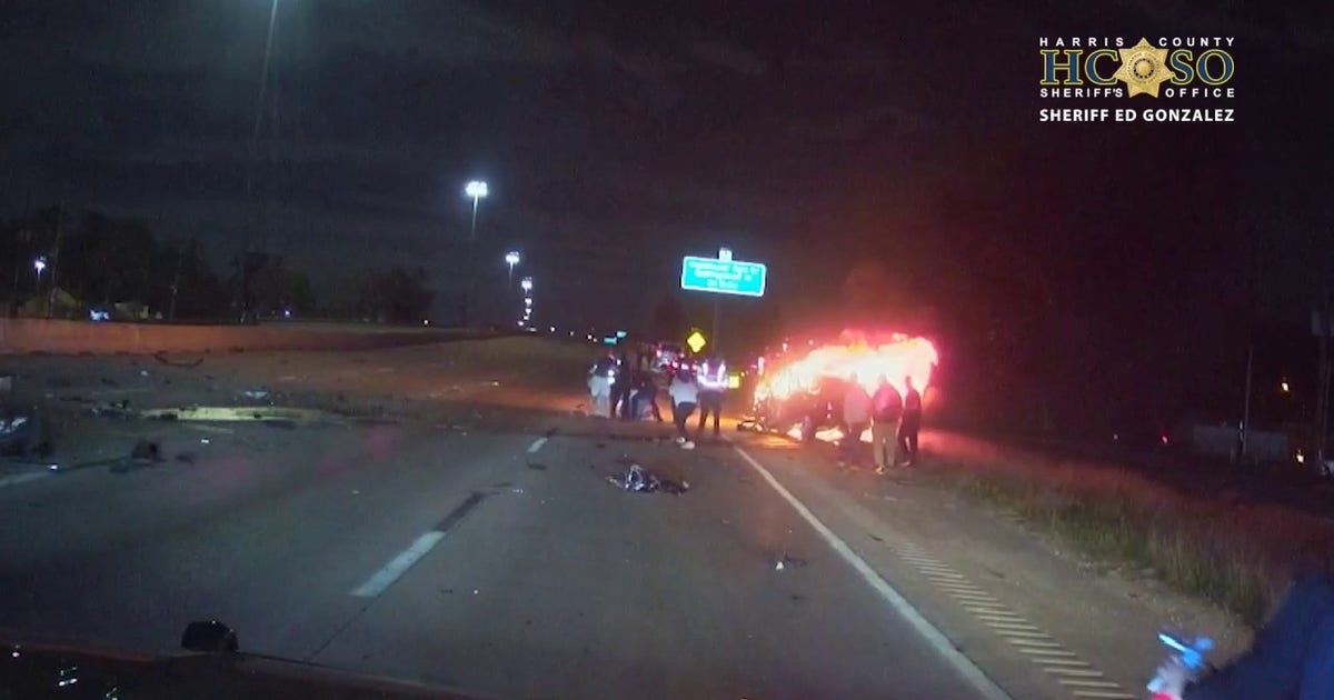 Video: Driver rescued from burning car after wrong-way crash on Tomball Parkway