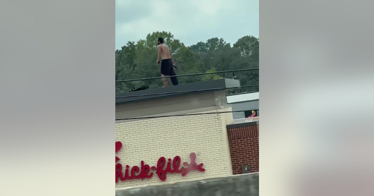 Man on roof of Houston-area Chick-fil-A prompts SWAT response