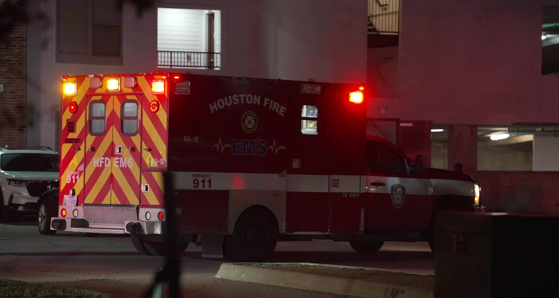 Houston woman shoots neighbor who rang doorbell, knocked several times: police