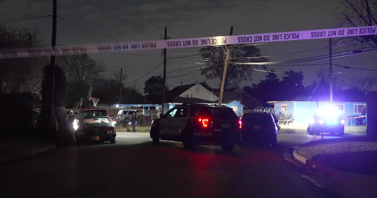 Houston teen shot in SUV on Kinney Street