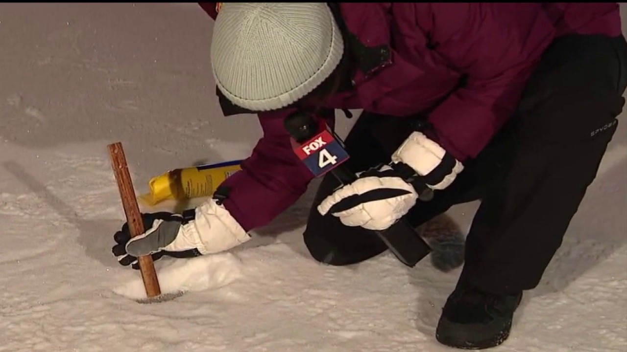 Texas winter storm: Downtown Dallas conditions at 6:40 a.m.