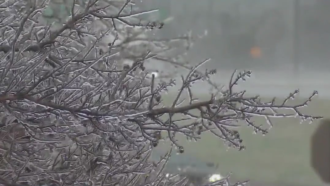 LIVE UPDATES: Austin weather: Latest on winter storm as Arctic blast set to arrive