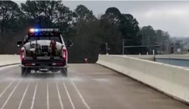 Houston-area officials, TxDOT prepare for possible weekend freeze, icy road conditions