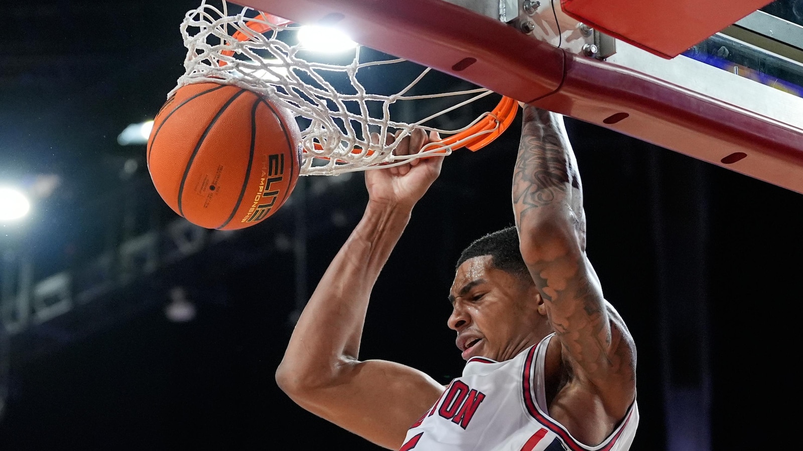 Kingston Flemings scores 23 points, leads No. 7 Houston to 69-65 win over No. 14 Texas Tech