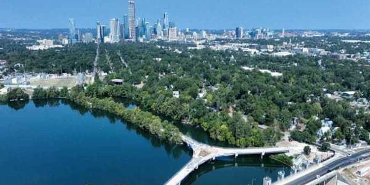 Austin unveils finished 3-way bridge over Lady Bird Lake