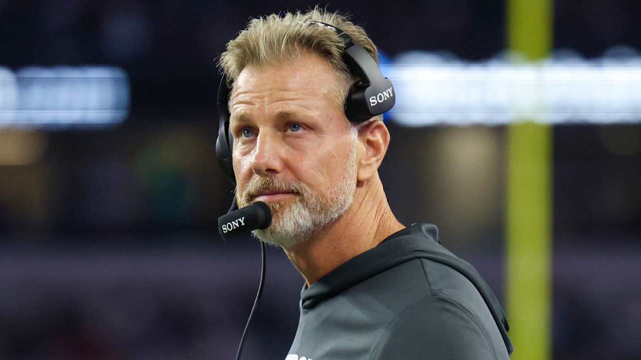 Cowboys fire DC Matt Eberflus after one season in Dallas