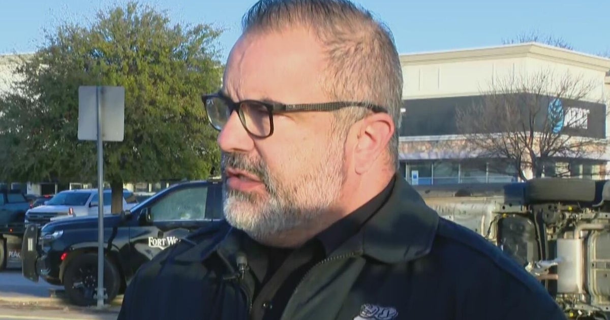 Fort Worth PD update on high speed chase that ended in rollover crash in West Fort Worth