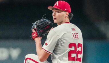 Arkansas Razorbacks Use Early Burst, Strong Pitching in Arlington Final