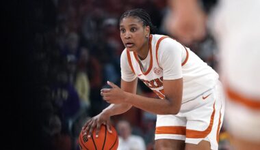 Texas dominates in Fayetteville to Earn 10th Conference Win of the Season