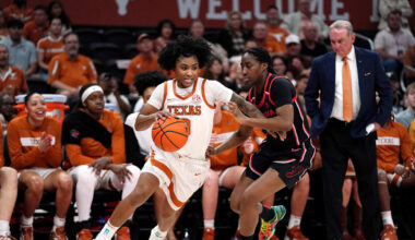 Texas Dominates for Third Straight Game to Send Georgia Home with Loss