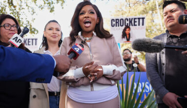 Texas primary sizzles as two very different Democrats face off in Senate race