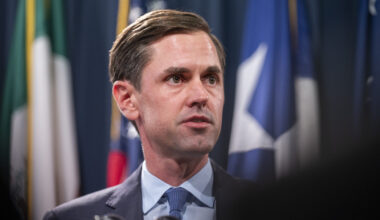 In Texas AG race, Middleton runs on conservative, not courtroom, record