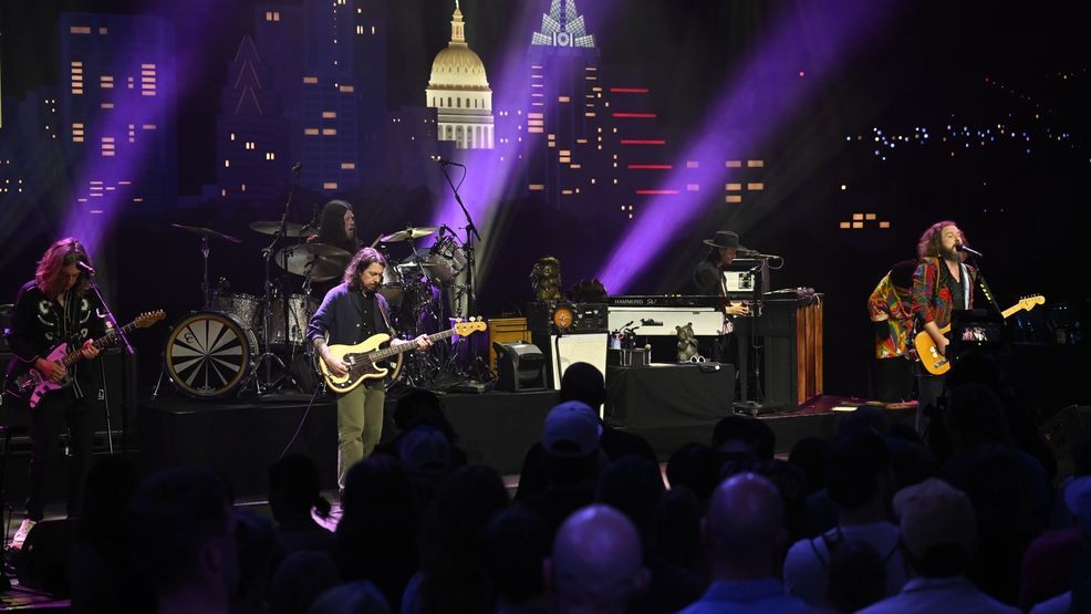 Photos courtesy Austin PBS - Austin City Limits. Photo by Scott Newton