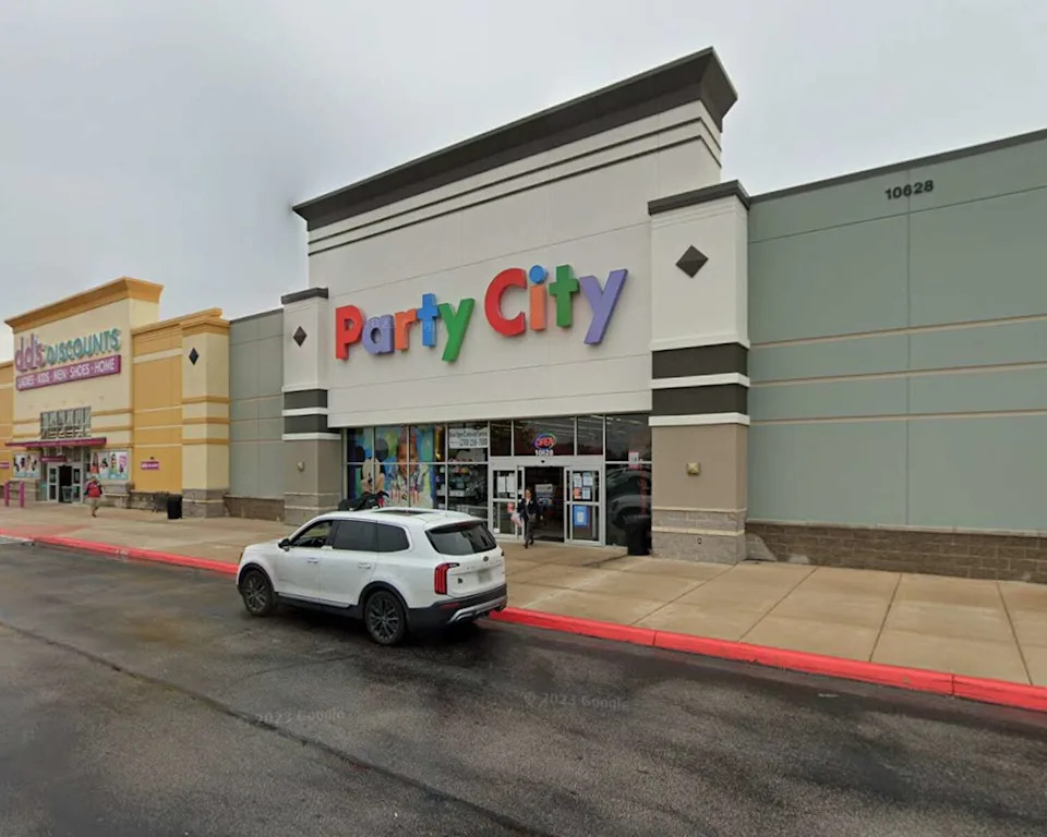 Party City, a decoration shop, has closed one of its last locations in San Antonio, Texas, at Loop 1604 and Culebra Road. Two remain as of December 2025. (Courtesy of Google Streetview)