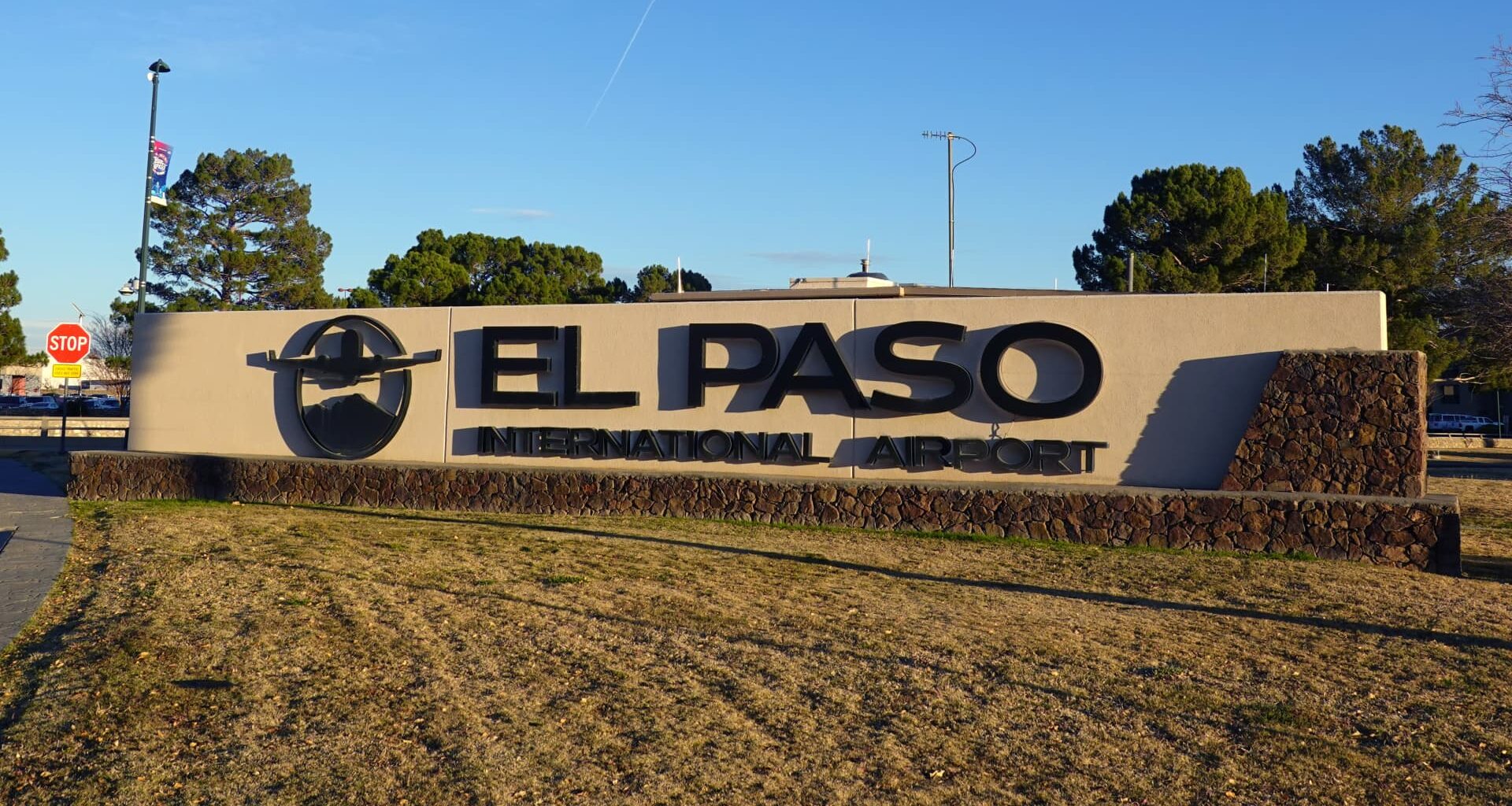 FAA abruptly lifts order halting El Paso airport flights for 10 days