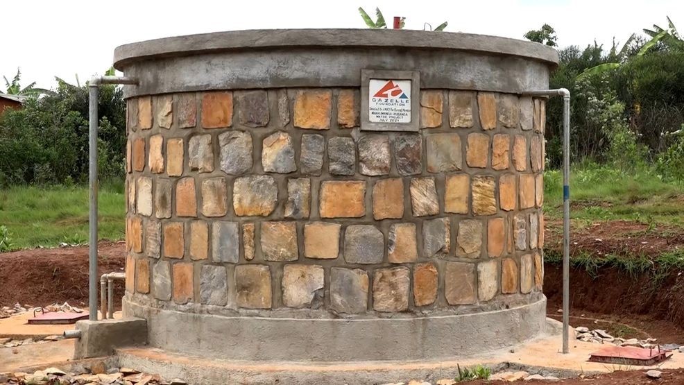 Burundi water storage tank (photo: Gazelle Foundation)