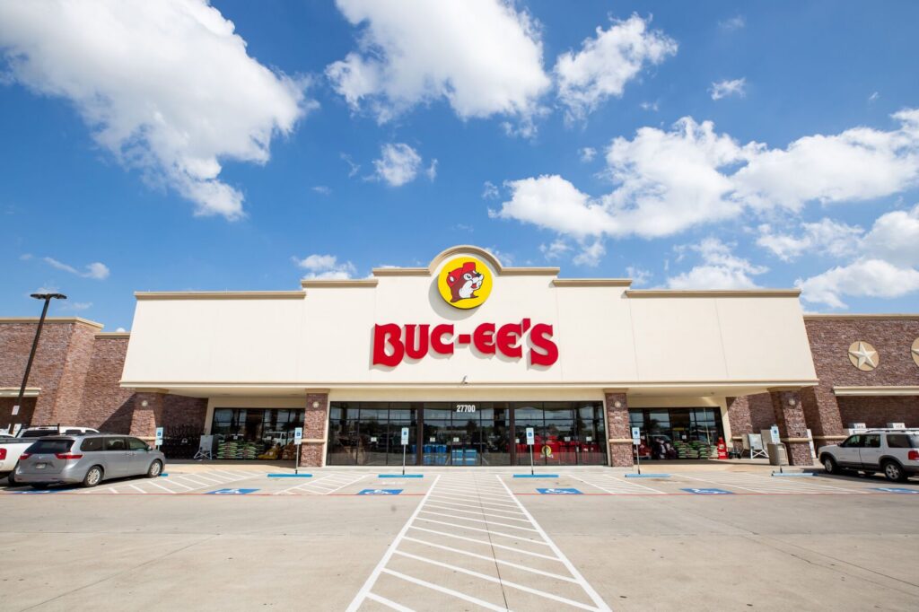 El Paso County pushes back on Buc-ee's rumors