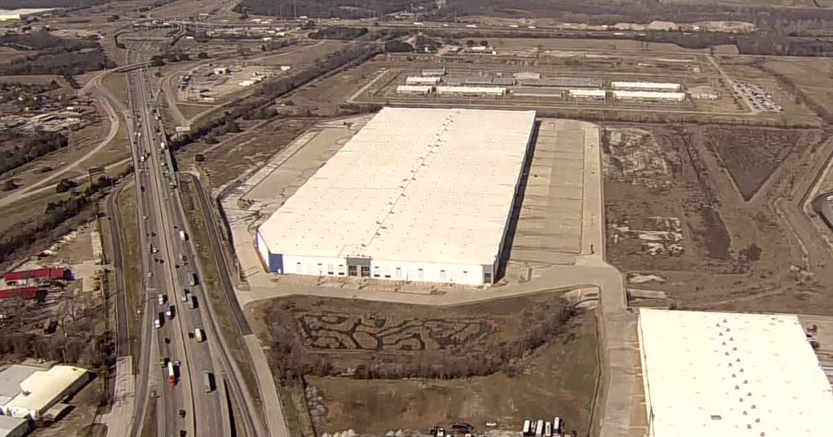 'Treating them like livestock': Hutchins residents, mayor oppose proposed ICE mega-facility