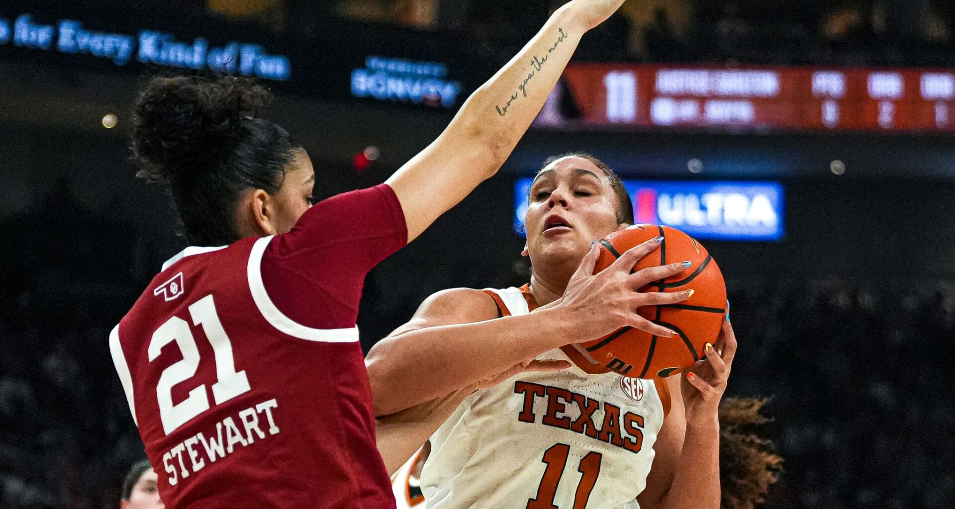 Justice Carlton grows against Oklahoma Sooners