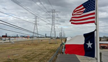 ERCOT ranked D- for Texas power grid planning, among nation's worst according to report