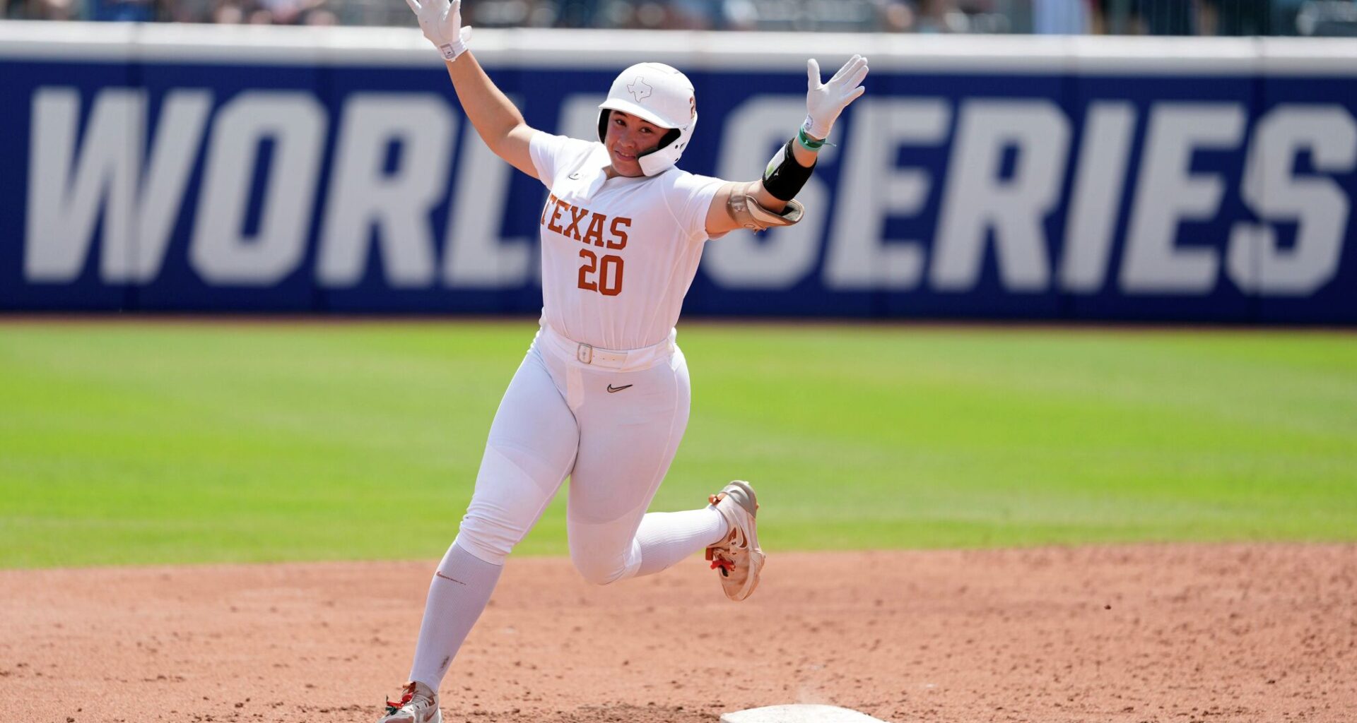 26 questions about 2026 Texas Longhorns softball team