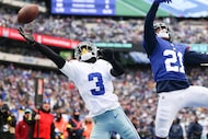 Dallas Cowboys wide receiver George Pickens (3) fails to haul in a pass in the end zone in...