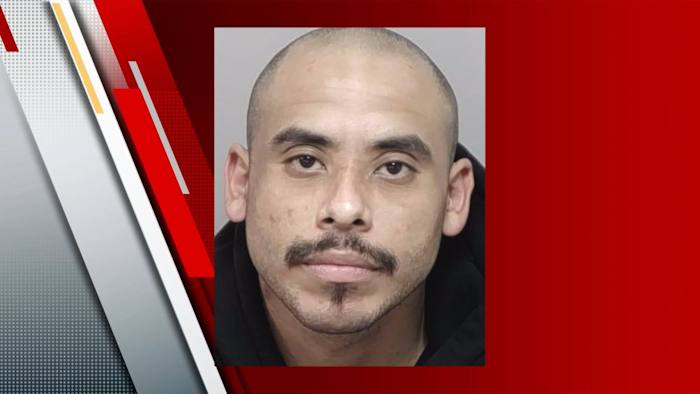 Man arrested in connection with South Side car wash stabbing, affidavit says