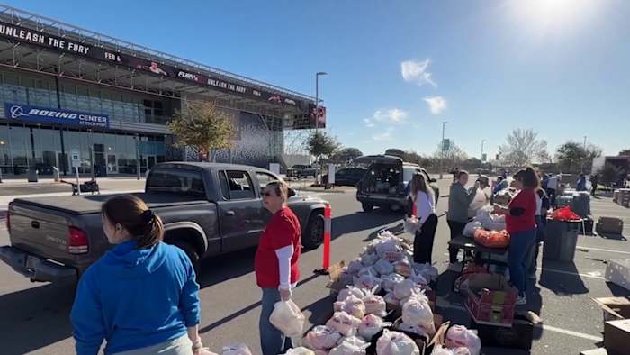 More than 700 families fed during San Antonio Food Bank, Boeing distribution event