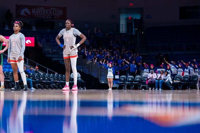 Balanced Bello Leads the Way, UTA Grinds Out 60-59 OT Thriller