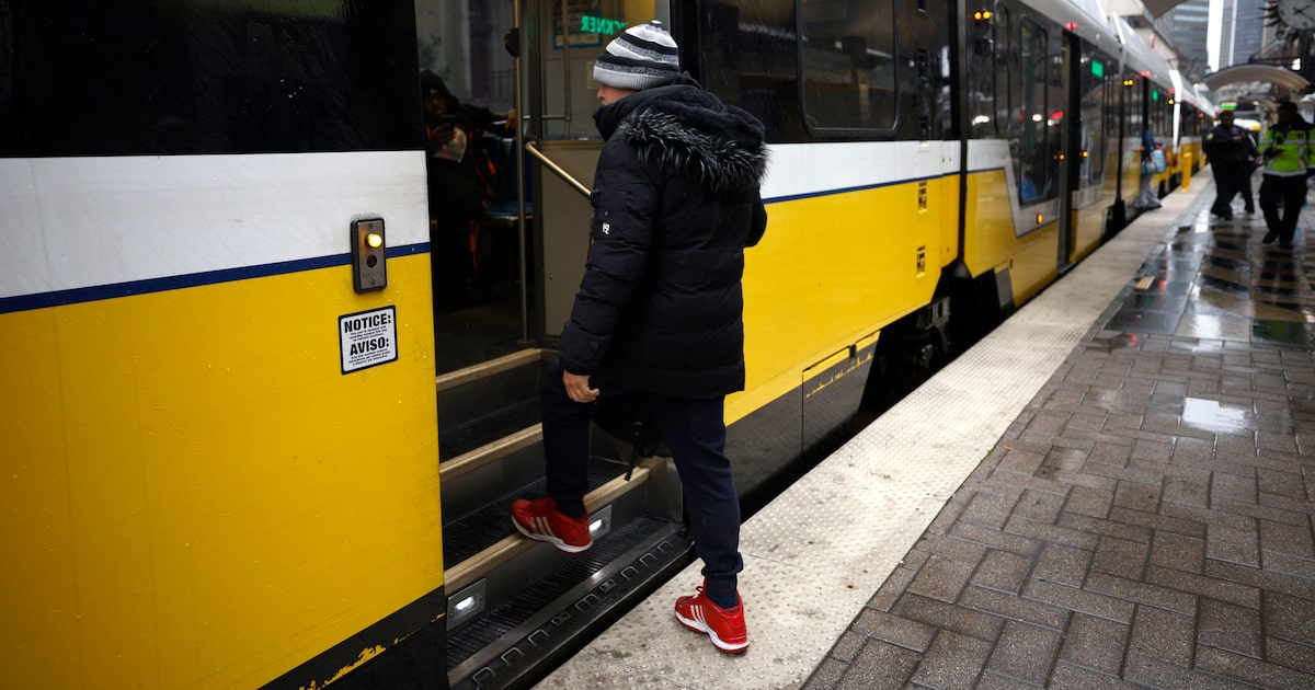 DART holding community meetings starting this week on potential service changes