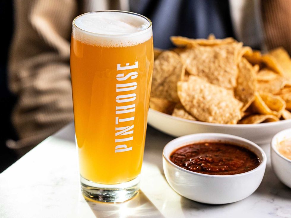 Pinthouse Pizza beer and chips & salsa