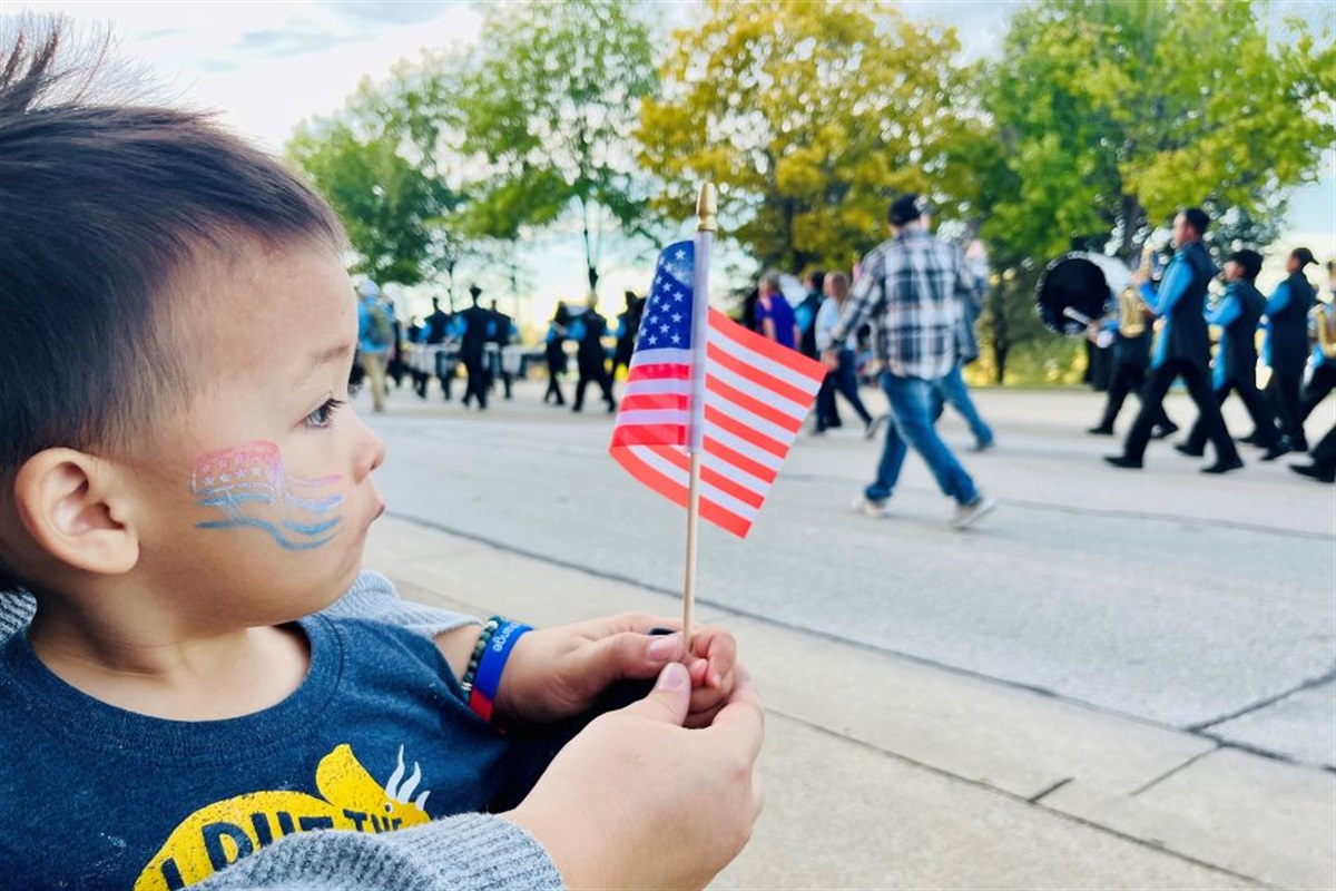 Veterans Day Parade to Feature Floats, Flyovers and Family Fun