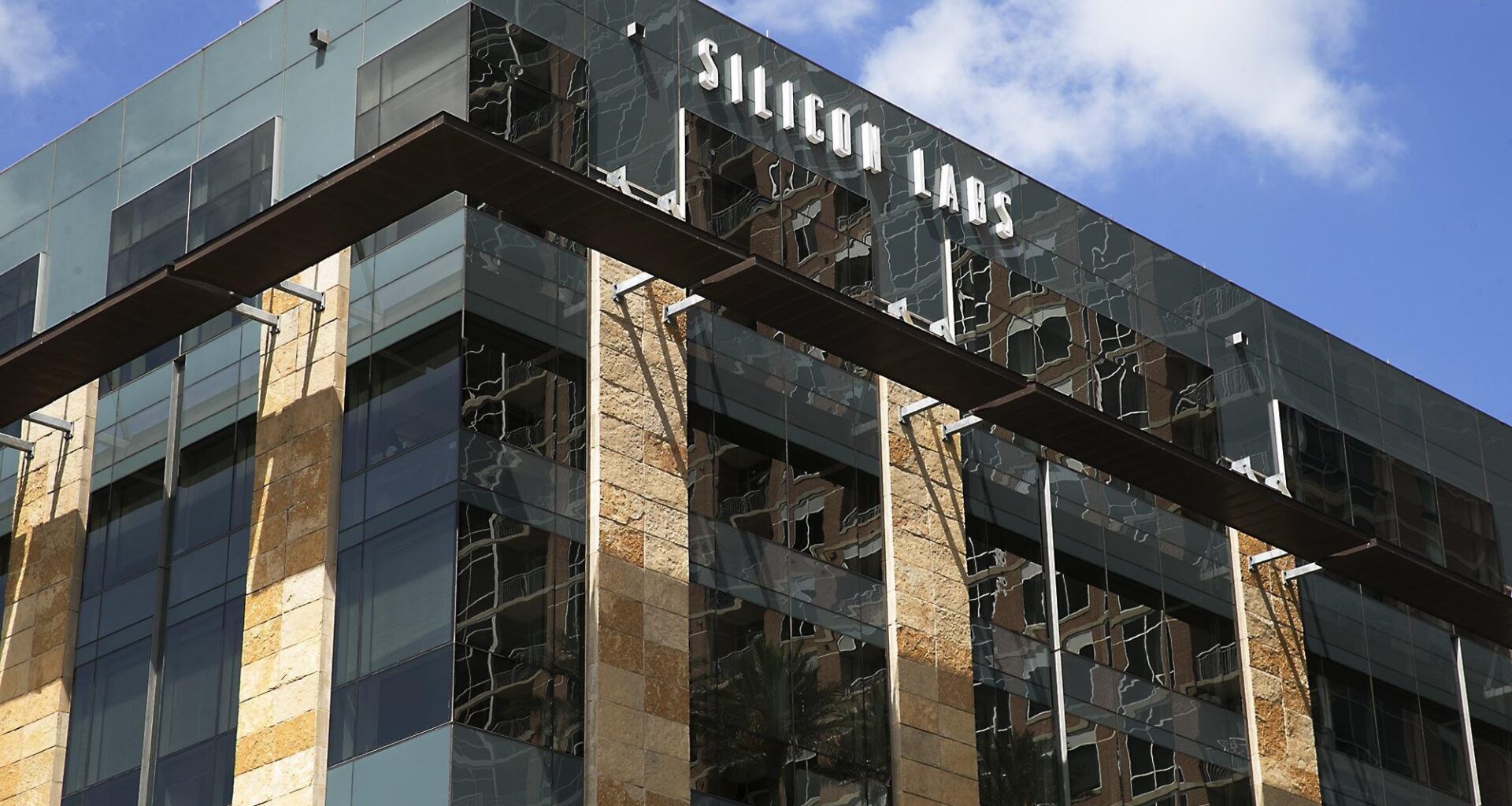 Austin skyline to lose Silicon Labs signs after Texas Instruments sale