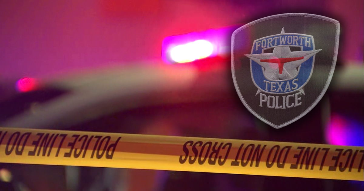 Woman found dead in Fort Worth apartment after welfare check leads to homicide investigation
