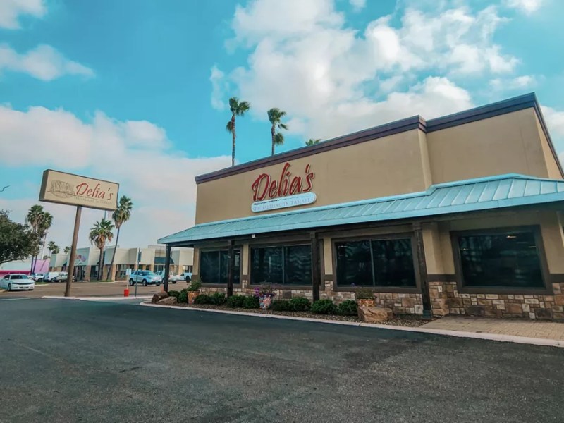 Ex-employees of Delia’s tamales settle lawsuits over wages, alleged exploitation