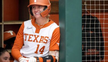 Catcher for Texas softball sets school HR record