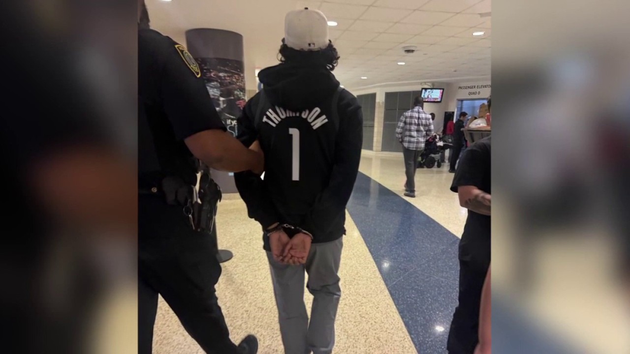 Houston teen handcuffed at Rockets game after false theft accusation, family speaks out
