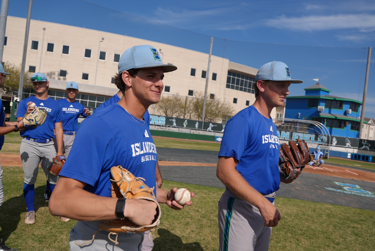 Islanders pitcher Kade Budd with teammate Preston Watkins
