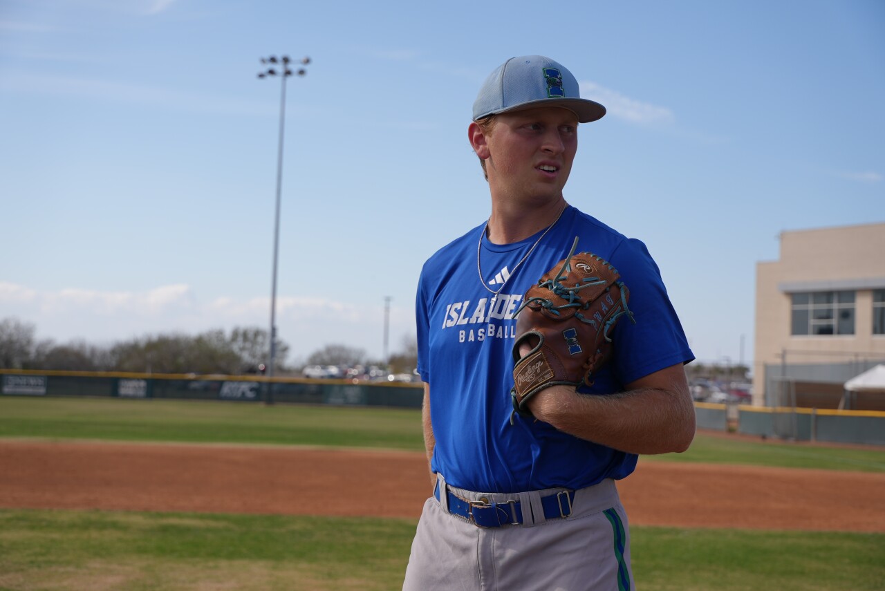 Islanders starting pitcher junior Preston Watkins