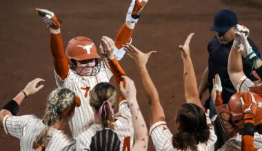 Texas Longhorns beat Abilene Christian in home opener, see the photos
