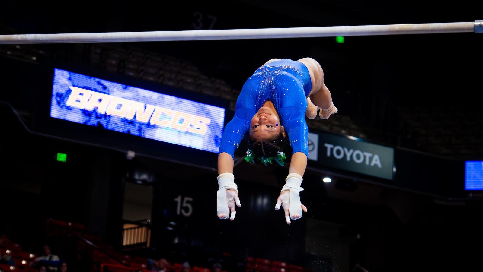 Kristina Shchennikova bars routine at Southern Utah